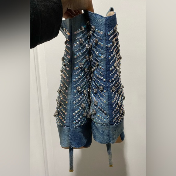 AZALEA WANG ( LEAVE IT ALL BEHIND STILETTO BOOTIE) Sold out Online!! - Picture 8 of 12